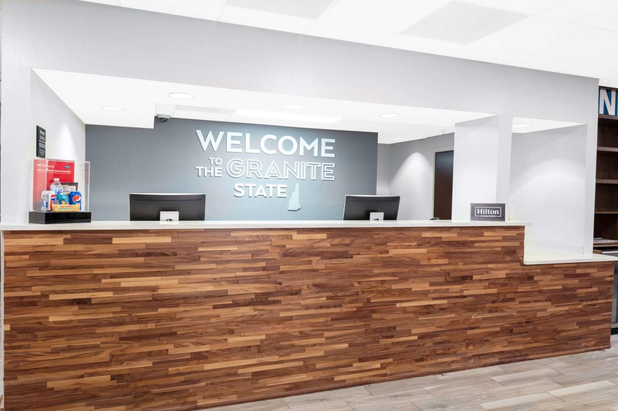 Hampton Inn By Hilton Concord/Bow Luaran gambar